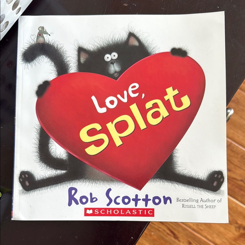 Scholastic - Love, Splat Book with Red Heart